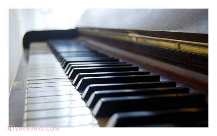 钢琴老师的烦恼