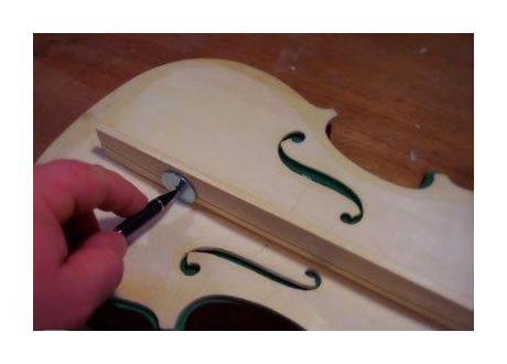 小提琴音梁的安装方法