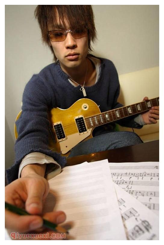 电吉他背带怎么装?电吉他背带安装方法