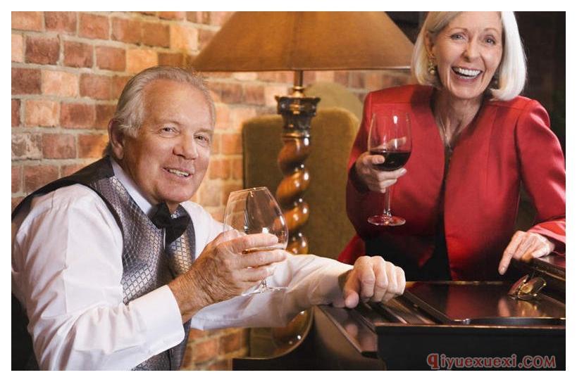 弹钢琴时要“放松”是什么意思?