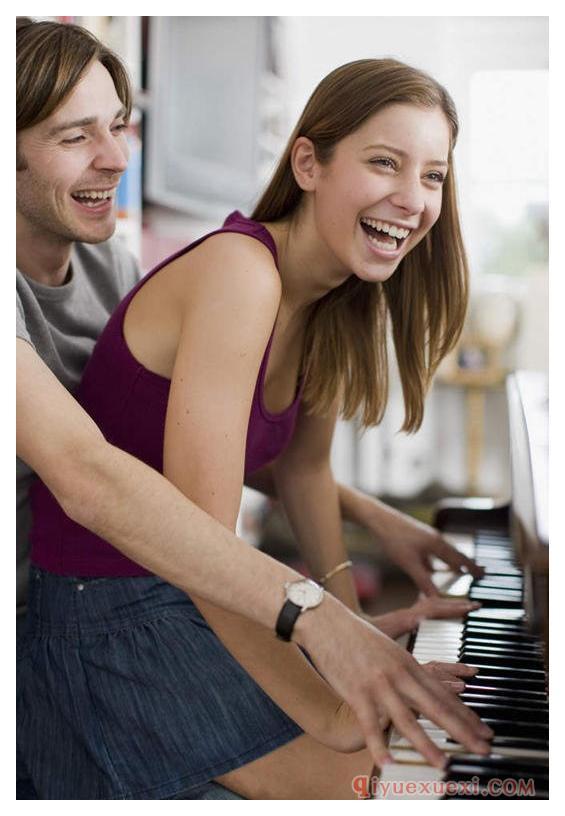 钢琴练琴后手很累是什么原因?